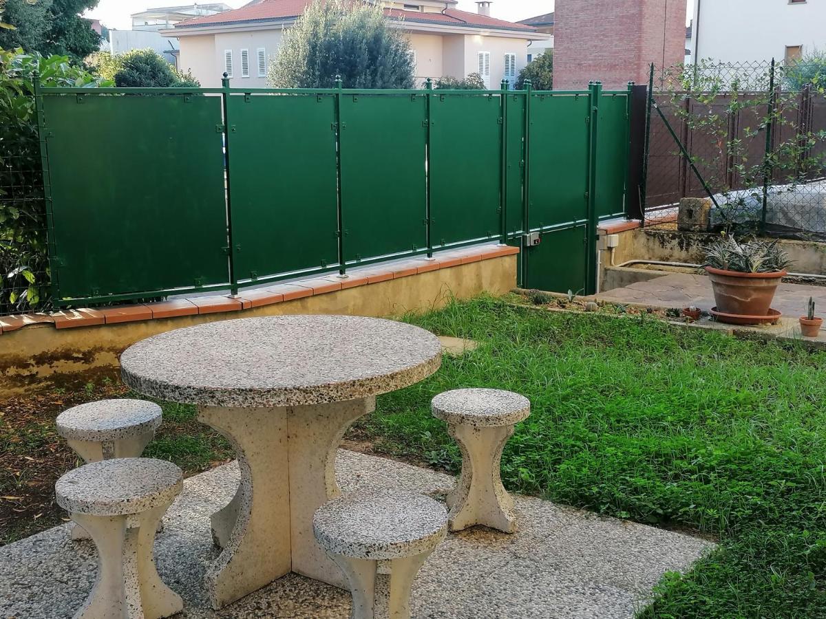 Appartamento Modi Pistoia Exterior photo